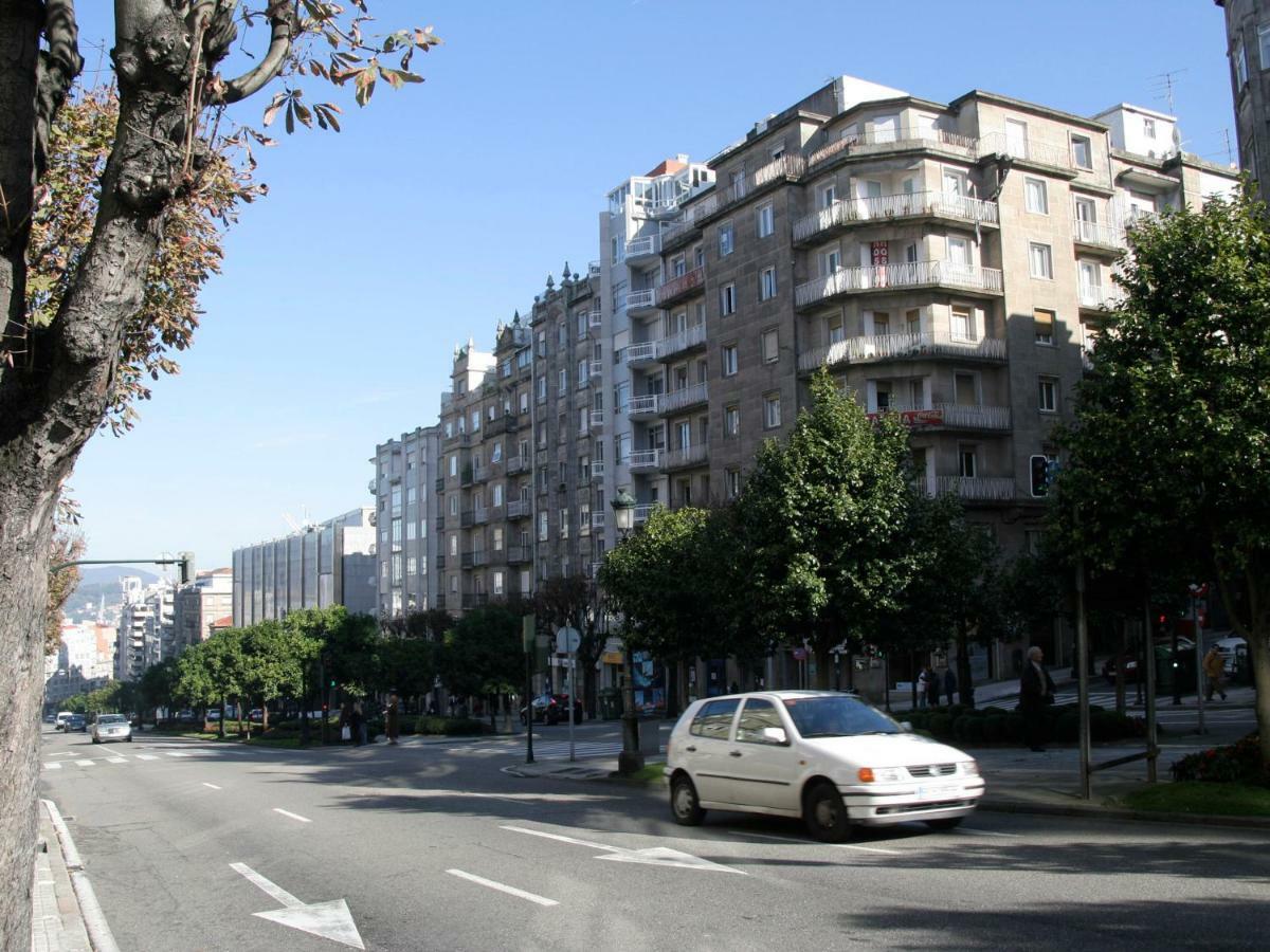 Hostal Gran Via Віго Екстер'єр фото
